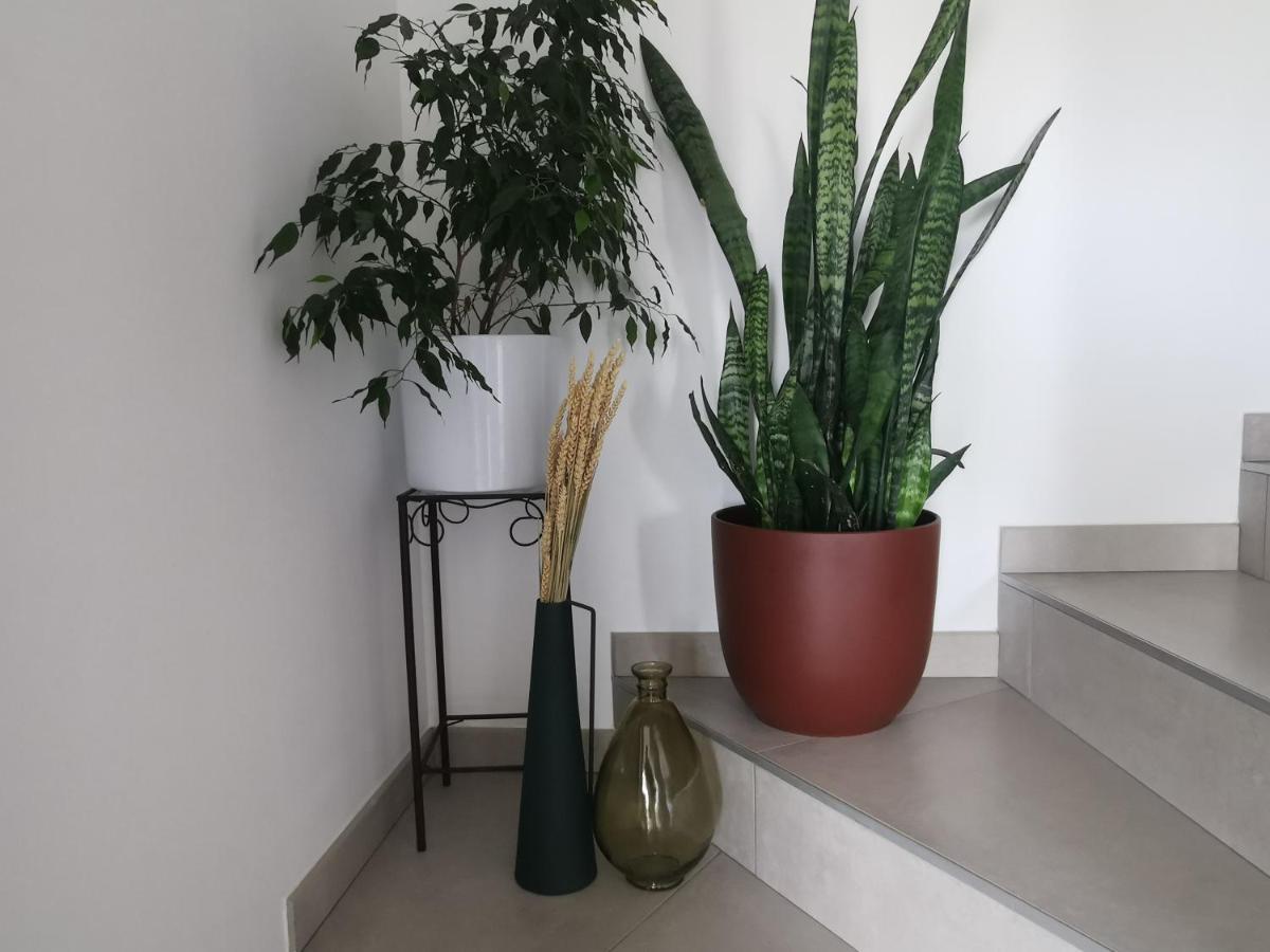 Bed and Breakfast Au Jardin Des Deux Roches Prisse Екстер'єр фото
